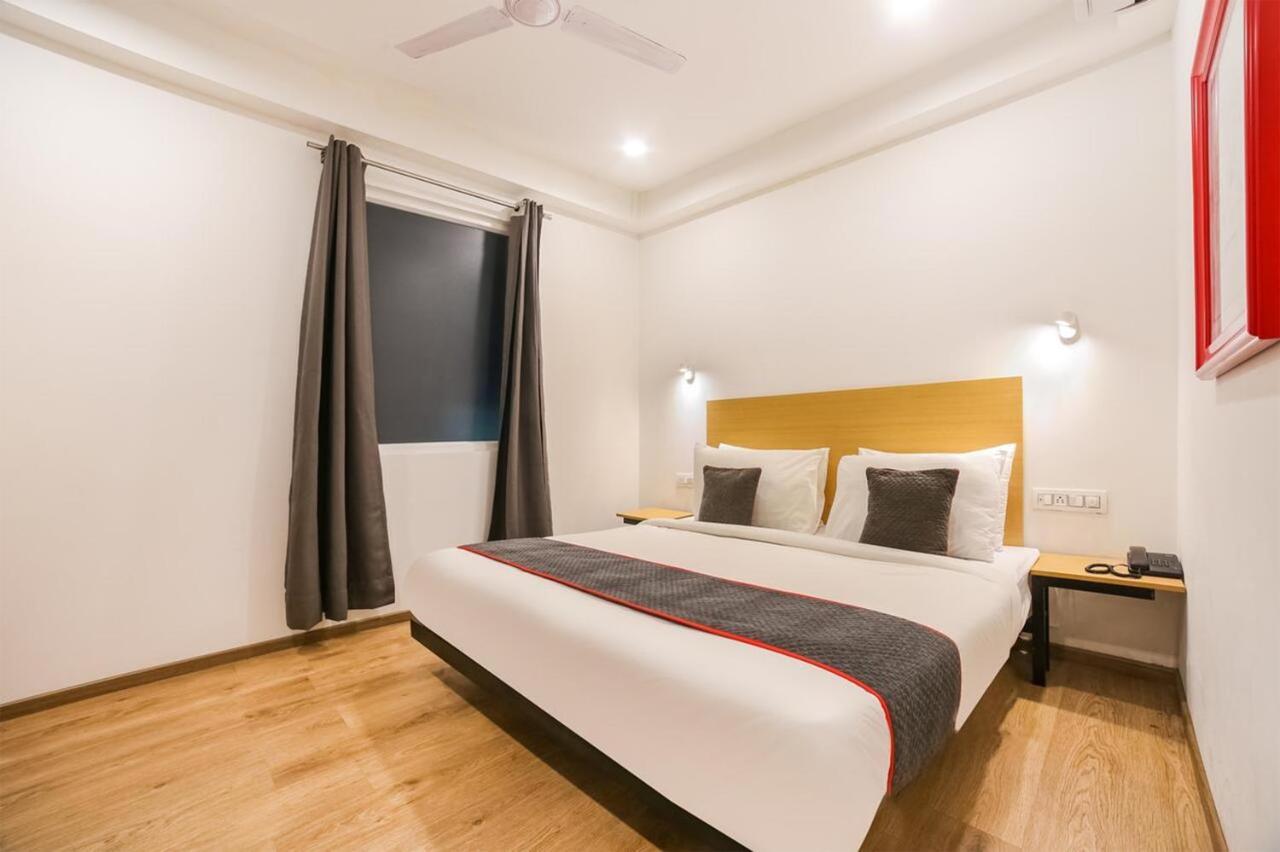Hotel Admire Inn "Atta Market, Noida Sector 18" Dış mekan fotoğraf