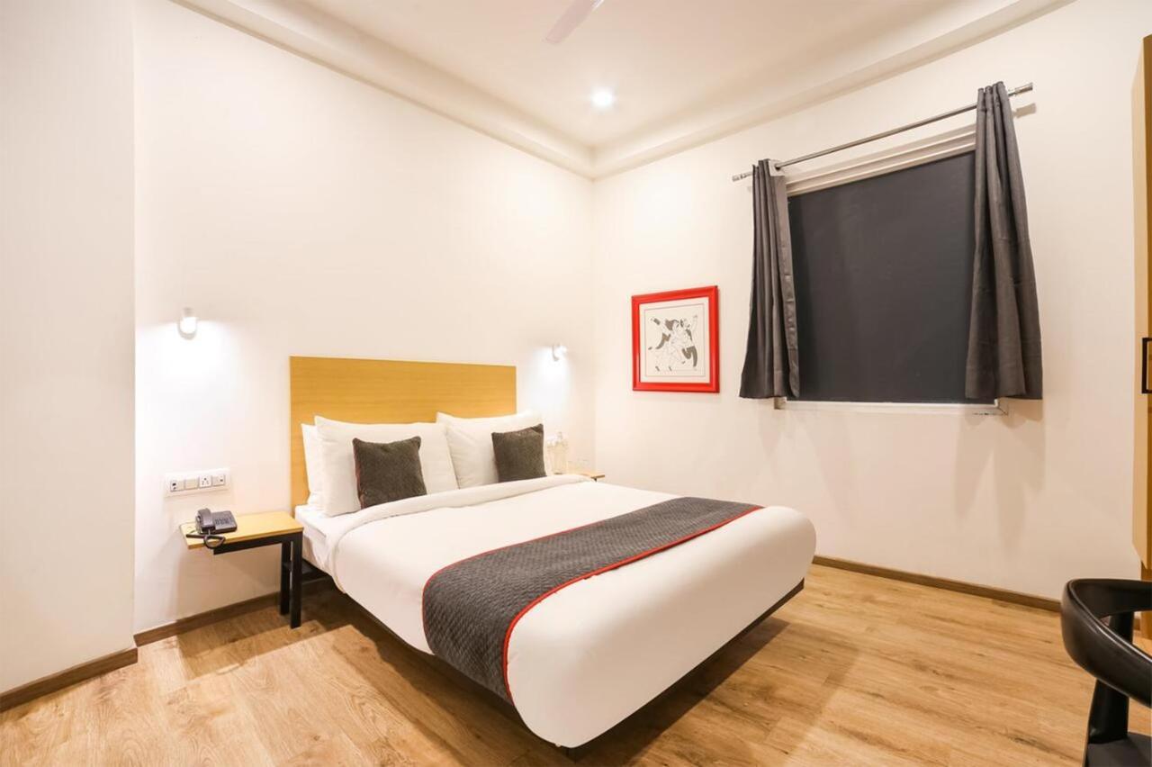 Hotel Admire Inn "Atta Market, Noida Sector 18" Dış mekan fotoğraf