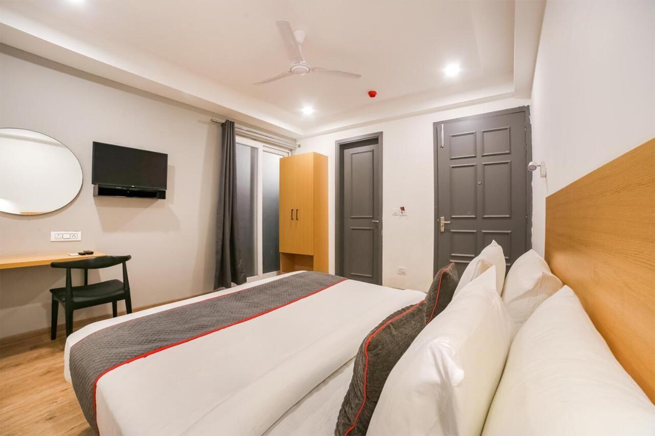 Hotel Admire Inn "Atta Market, Noida Sector 18" Dış mekan fotoğraf