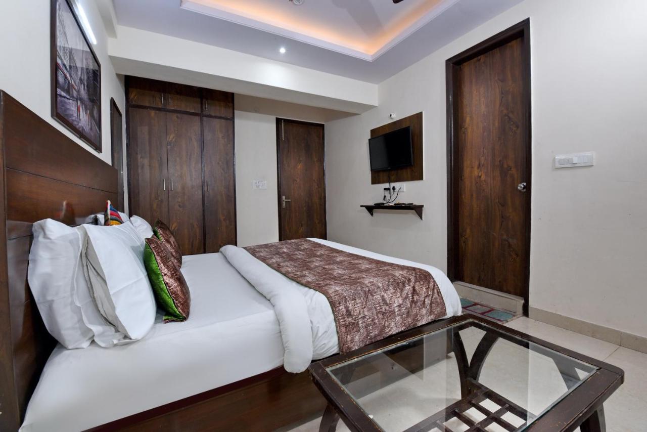 Hotel Admire Inn "Atta Market, Noida Sector 18" Dış mekan fotoğraf