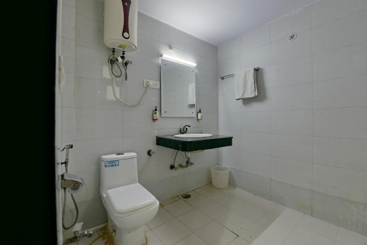 Hotel Admire Inn "Atta Market, Noida Sector 18" Dış mekan fotoğraf