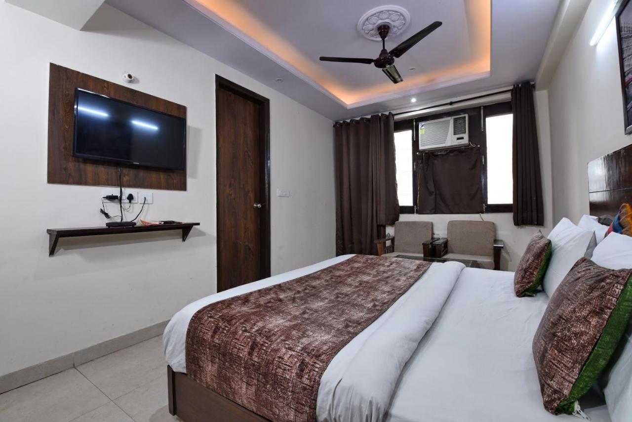 Hotel Admire Inn "Atta Market, Noida Sector 18" Dış mekan fotoğraf